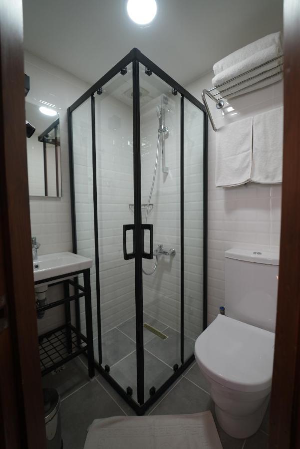 Double Room,1228743161:JPEG