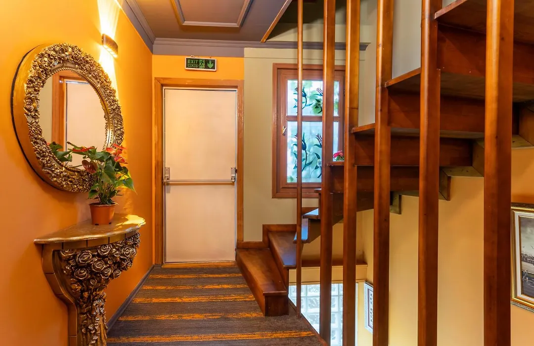 Wonder Wood Hotel-1