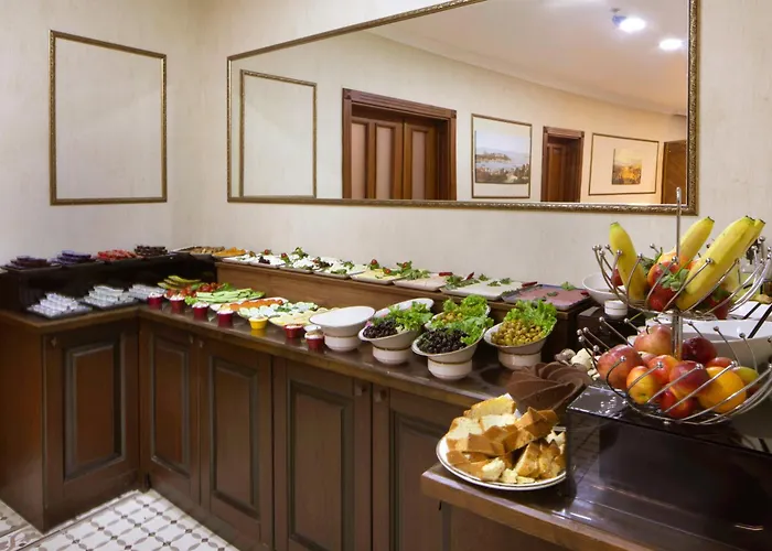 Bender Hotel - Old City